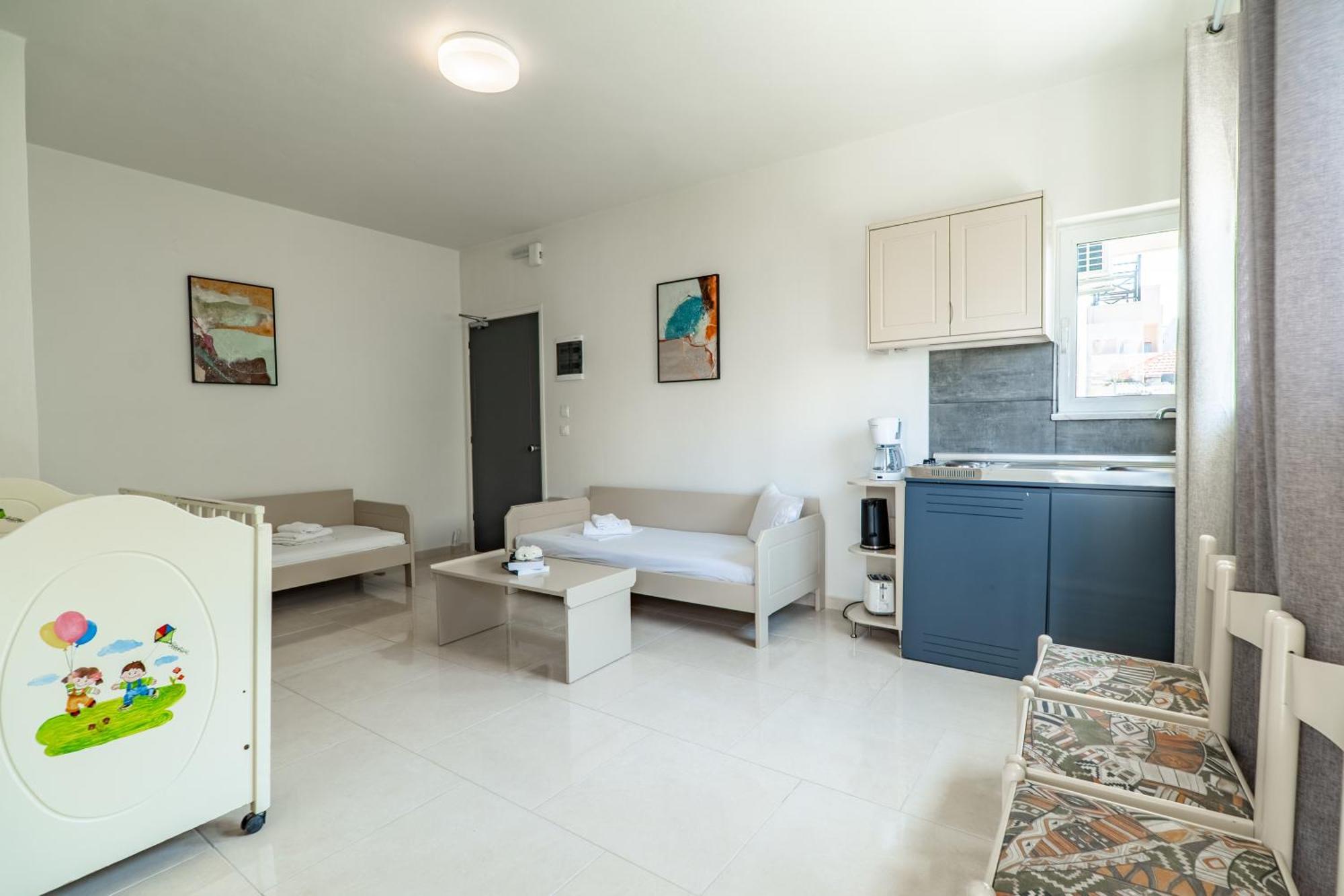 Manos Beachside Apartments Agia Marina Camera foto